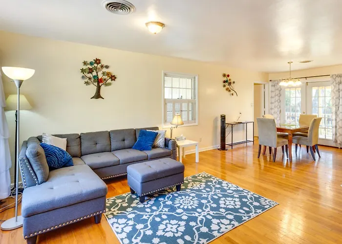 4 Mi To Fsu! Family Gem W/ Deck In Tallahassee